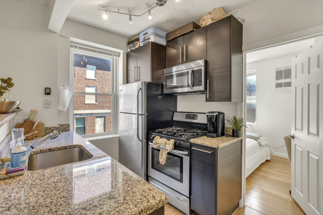 Call NOW for showings! 617-236-8600 - NORTH MARGIN ST - COZY RENOVATED 2BR/1BA AVAIL *9/1/2026* W/ LNDRY IN BLDNG, OPEN LAYOUT EQUAL BDRMS Apartments