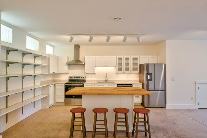 Kitchen - Looking for Roommate in Newly Renovated Apt