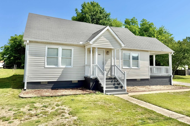 Exterior - 408 18th Street East