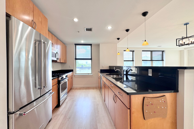 Kitchen - Central A/C ALL UPDATED KITCHEN AND 2 FULL BATHS NEAR HARVARD PUBLIC HEALTH Condo