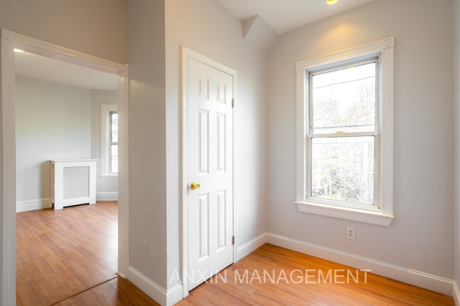 apartment - harvard/MIT/4 bedroom/