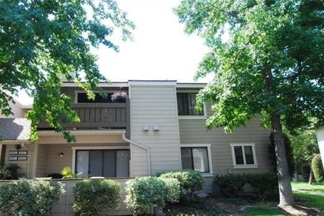 street view - Kellogg Terrace Community Condo