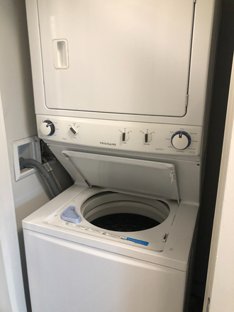 W/D - 2 BD/2 B Monument Village Apartment - Looking for 1 Roommate