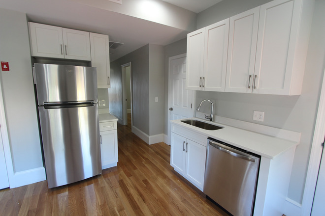 Call NOW for showings! 617-236-8550 - SARATOGA ST - *NO FEE* LRG TOP FLR 4BR FOR *9/1/2026* W/ LNDRY IN BLDNG, STORAGE, YARD, 2 BATHS! Apartments