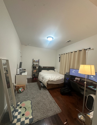 Bedroom - 150 sqft SINGLE room SUMMER SUBLET