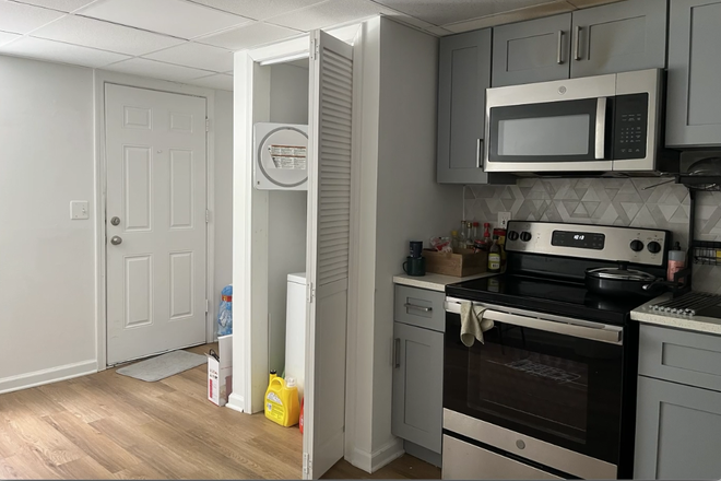 Kitchen - The Den Cedar Ridge