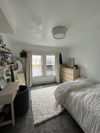 Bedroom for rent - 25 Crosby Road, House close to Campus