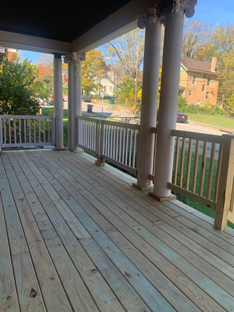 front porch - Mccormick place Triplex