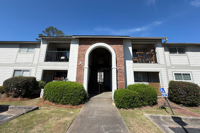  - Court Square Condominiums, Unit A-104