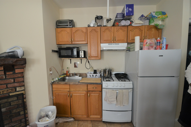 Kitchen - Large 1 Bed Available 9/1/26! *CONTACT NOAH 603-470-8181 Apartments