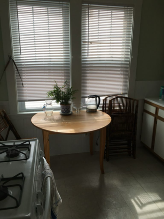 Call NOW for showings! 617-236-8600 - WEST ADAMS ST - LRG 1ST FLR 3BR/1BA NEAR TUFTS FOR *6/1/2027* W/ FREE LNDRY IN SITE, EIK, PNTRY, PRK Apartments