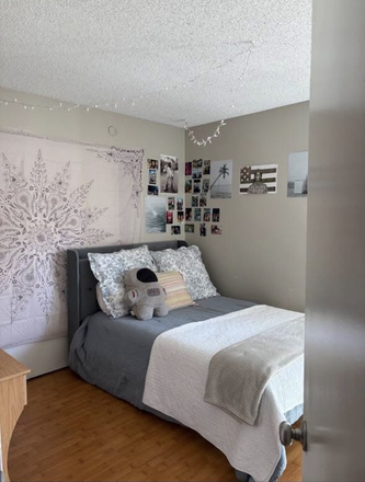 Room available - Condo