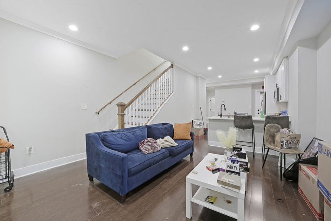 Living Room - Classic Row Home Steps From Campus