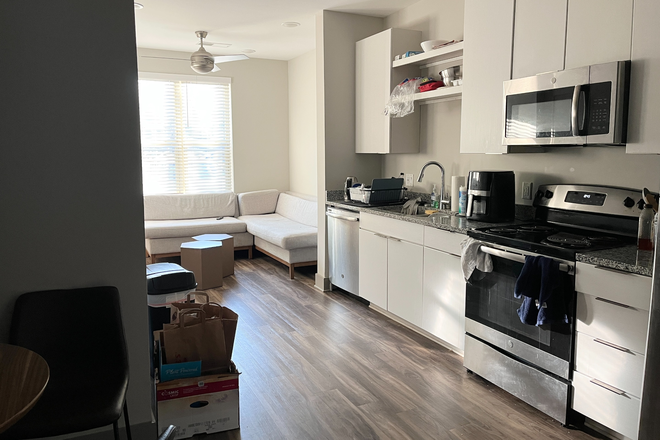 Kitchen - Private BD/BR Union Apartments - Spring 2026 Sublease