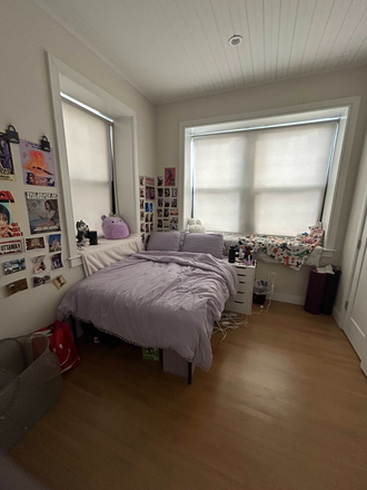 Bedroom - Summer sublet 10 minutes away from campus Apartments