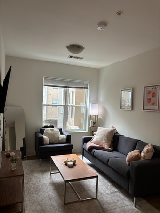 Common Area - Landmark Apartments 4x2 layout (PRIVATE BATHROOM + multiple rooms available)