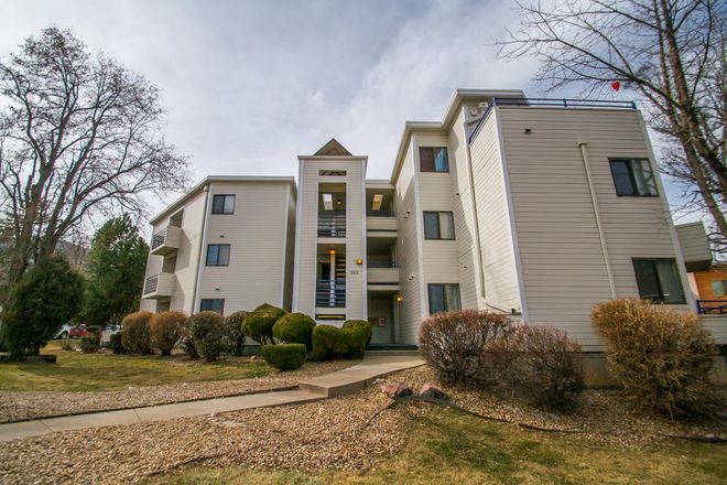 903 18th Street Unit #101 - 903 18th Street Apartments