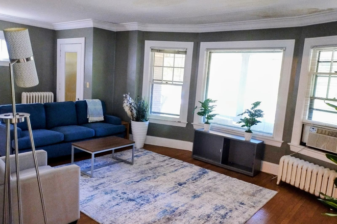 Livingroom - Cozy Rooms for Rent in a Peaceful & Safe Neighborhood House