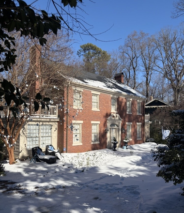 Great walk everywhere location - even in snow - Walk Everywhere from Furnished Apt One