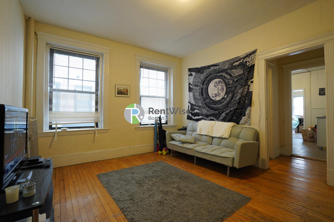 1 - SEPT 2026-Awesome Allston 2 bed, H/HW inc. No Broker Fee! Apartments