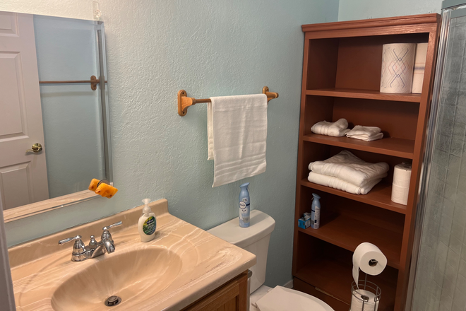 Bathroom - Beautiful one bedroom Casita close to U of AZ Apartments