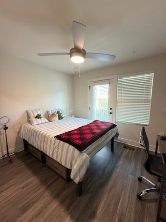Bedroom - The Retreat East Townhome