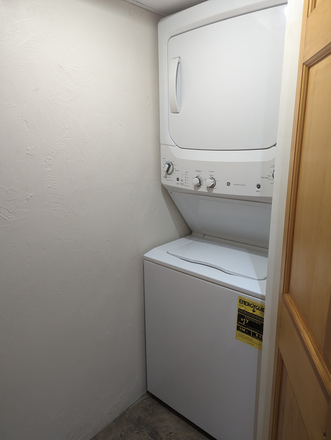 washer-dryer - 1 bedroom unfurnished apt, all utilities included with parking 7-1-26
