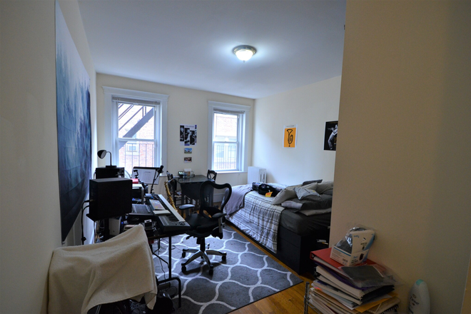 Studio - Studio on Hemenway St Close to Campus! Apartments