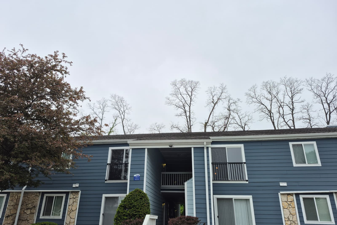 Outside Street View - Bedroom Sublet at The Bend, Walking Distance from Notre Dame Campus