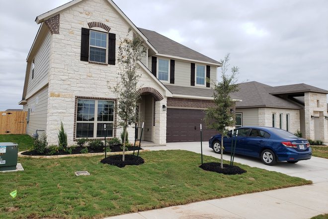 Front entrance - Spacious 02 Bedrooms in South College Station