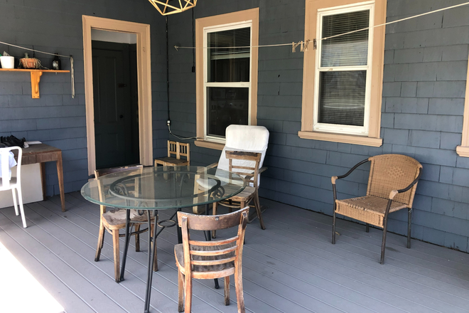 Deck - Updated 4 Bed Cambridge - NO BROKER FEE! Apartments