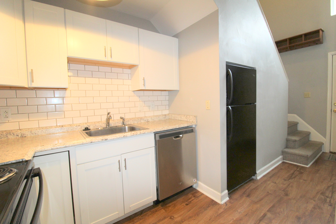 Kitchen - Camden Townes - Rent for the 26-27 school year! Furnished with Electric and Water included! Townhome