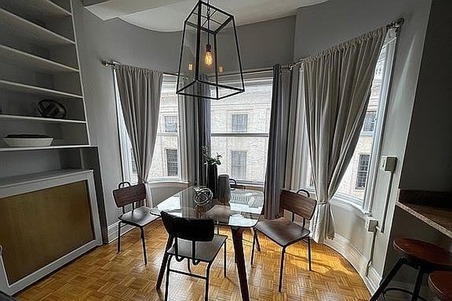 Living Room - Gorgeous 1 Bed / 1 Bath - Available 8/15/26!! Apartments