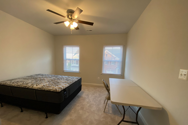  - New Townhouse, Safe, Quiet & Convenient, Close to VCU