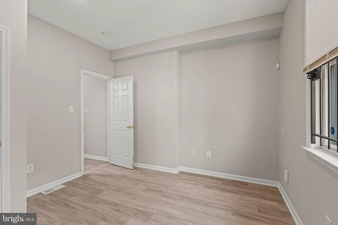 room-3 - 1433 West Norris St, PA 19121- Individual room available too -Lease from AUG2026 Apartments