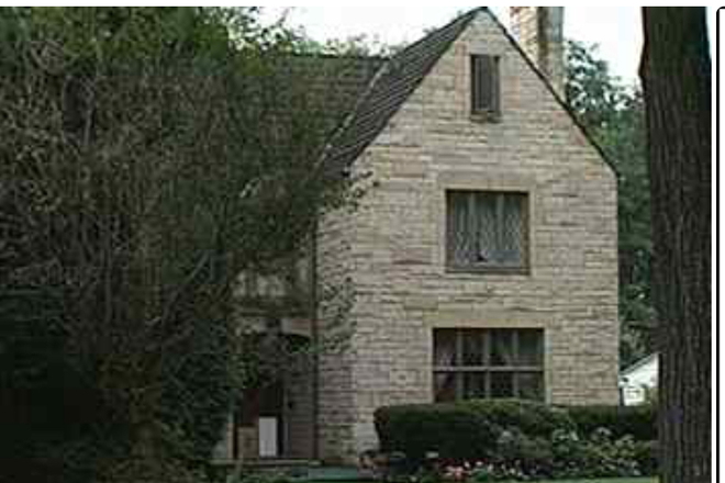 2 Options in Sq Hill home. - Private room in Sq. Hill home, 1mile from CMU. Ideal for CMU faculty, grad / PhD students