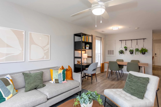 Common Space - Village of Meadowview v2-1 2br/2ba Apartments