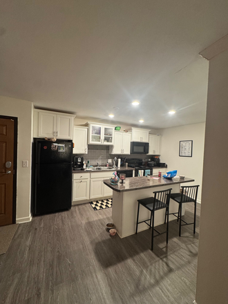Kitchen - Berrytree Apartments