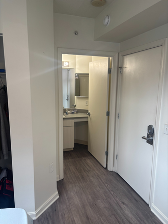 bathroom exterior - University View Summer Sublit Apartments