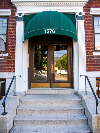 1576 Commonwealth Ave.  Front Entrance, - 1576 Commonwealth Avenue, Brighton MA, Unit 8
