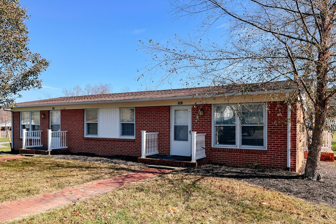  - 2 Bedroom 1 bath Duplex