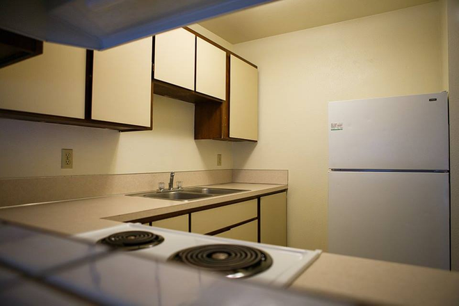 Kitchen - 1414 Alder Street Apartments