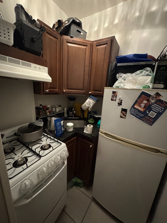 Kitchen - Hemenway St Studio Fenway Apartments