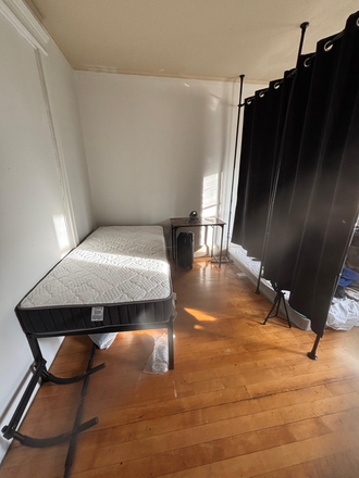 Half bedroom - 46 Westland Ave Apartments