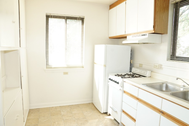 kitchen - Grady Apartments