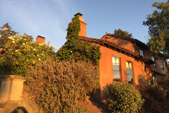Exterior - Classic Berkeley house on Rose Walk, walk to campus