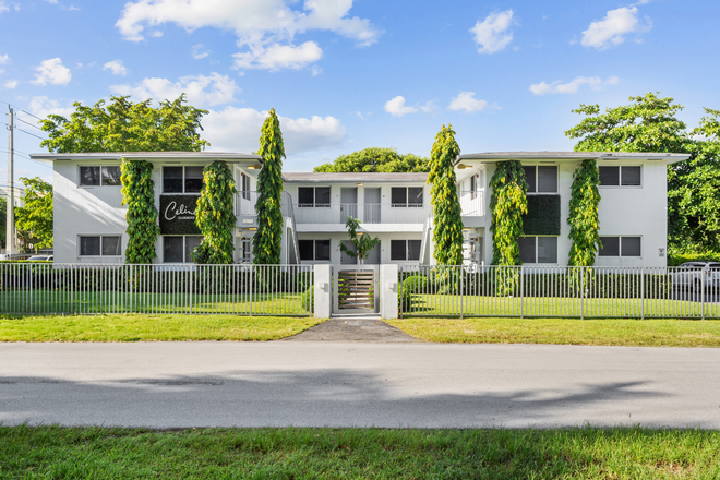 Outside - WALK TO CAMPUS; 1bed/1bath in FIVE STARS rated bldg across street from campus