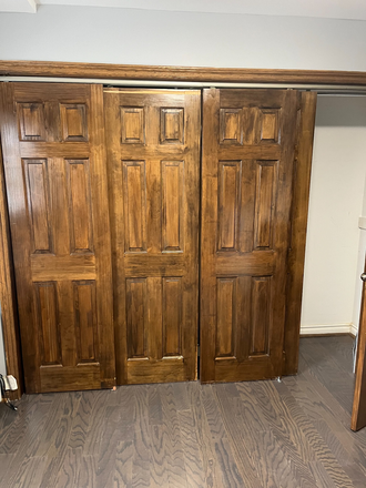 Bedroom with large closet - 1 bedroom apartment in the Annex.