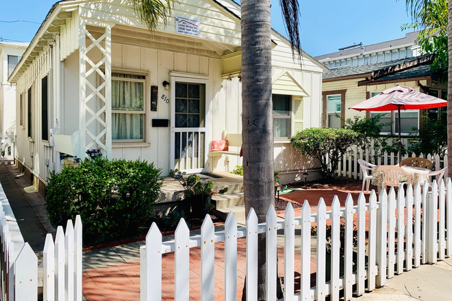  - MISSION BEACH COTTAGE 2BD/1BA - FULLY FURNISHED - Available September 8th, 2025 - 6/25/26