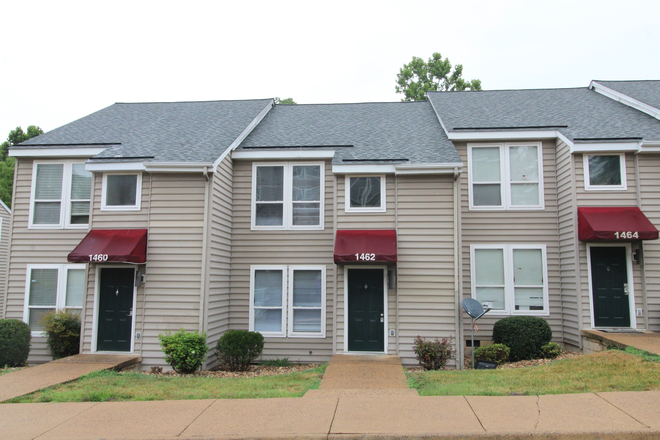front - Foxhill - 4 bedroom - 2 bath townhome for rent!
